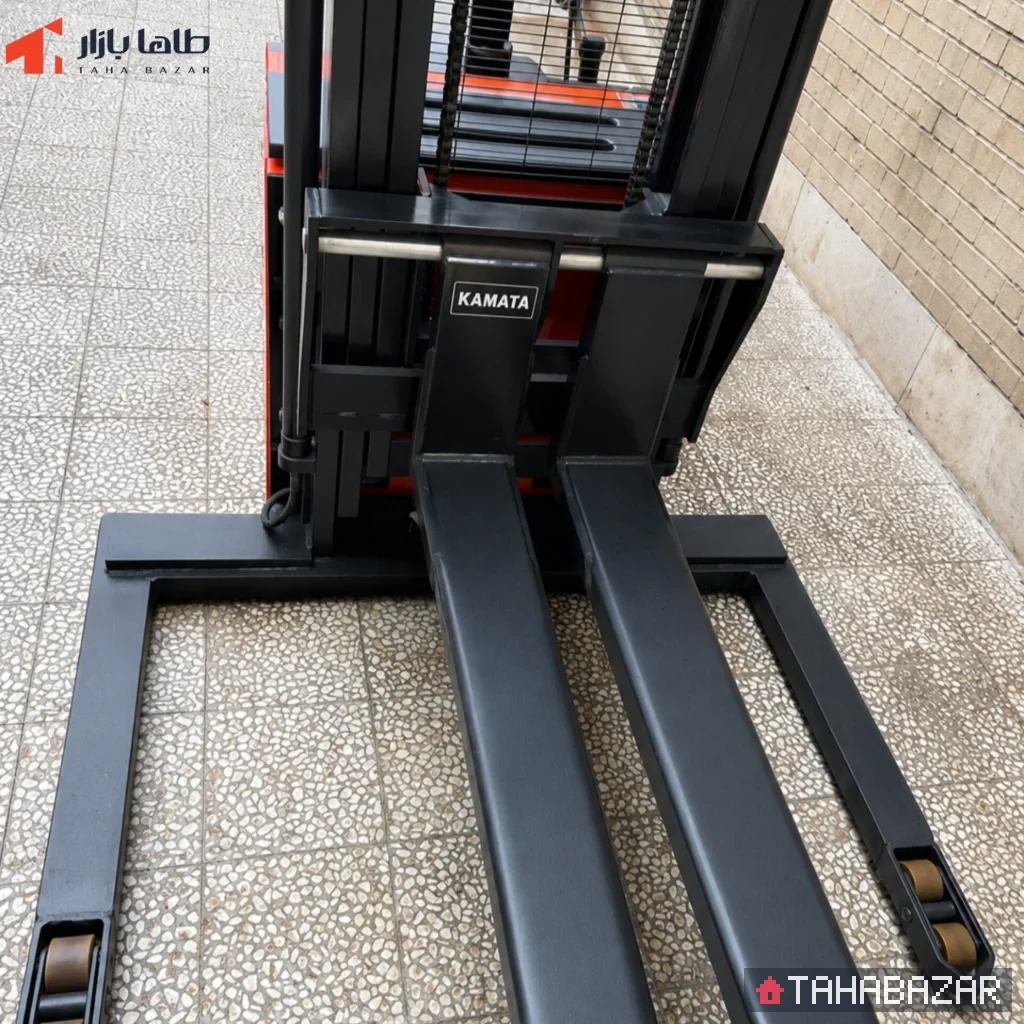 استاکر پلتفرمدار دهنه باز 1.5 تن امگا